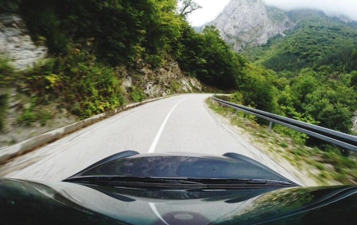 jak-dziala-system-wspomagania-ruszania-pod-gore-hsa